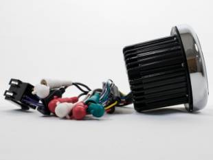 Avis AVS040W